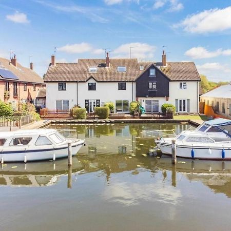 Cottage On The Quay Wroxham Kültér fotó